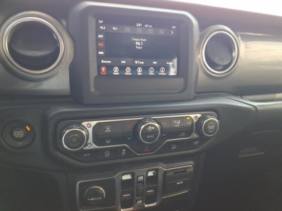 2020 Jeep Wrangler Unlimited Sahara 4x4