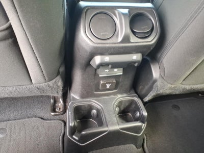 2020 Jeep Wrangler Unlimited Sahara 4x4