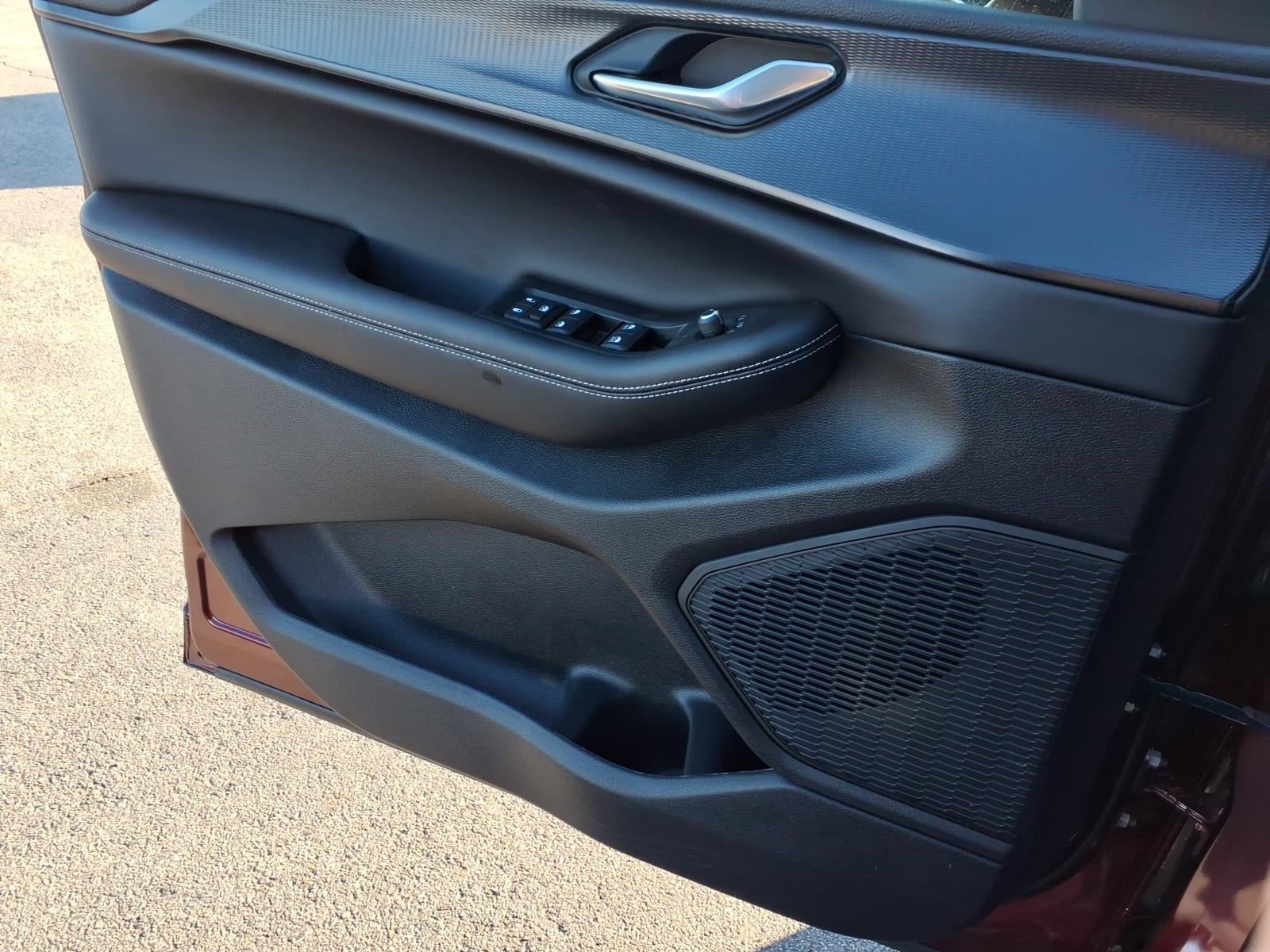 2026 Jeep Grand Cherokee GRAND CHEROKEE LAREDO X 4X2