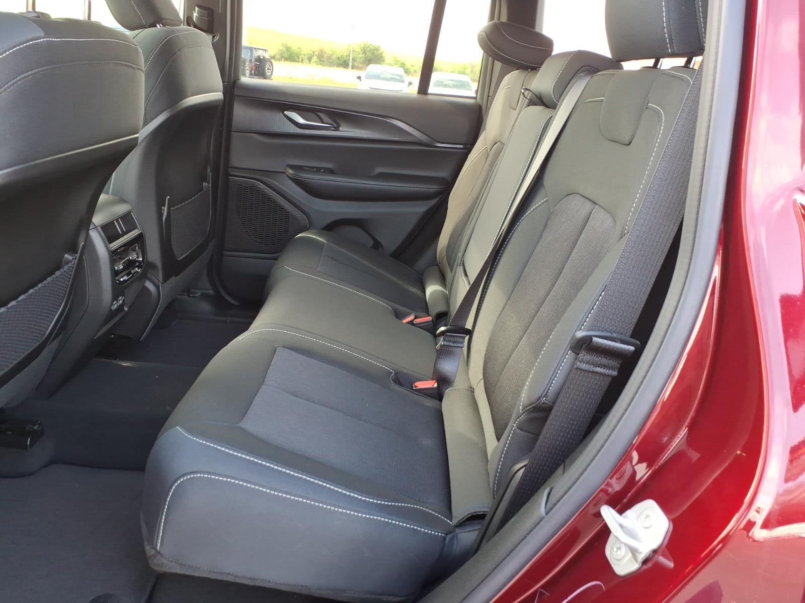 2026 Jeep Grand Cherokee GRAND CHEROKEE LAREDO X 4X2