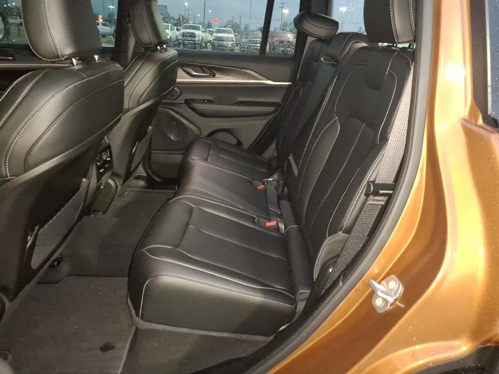 2026 Jeep Grand Cherokee GRAND CHEROKEE LIMITED 4X2