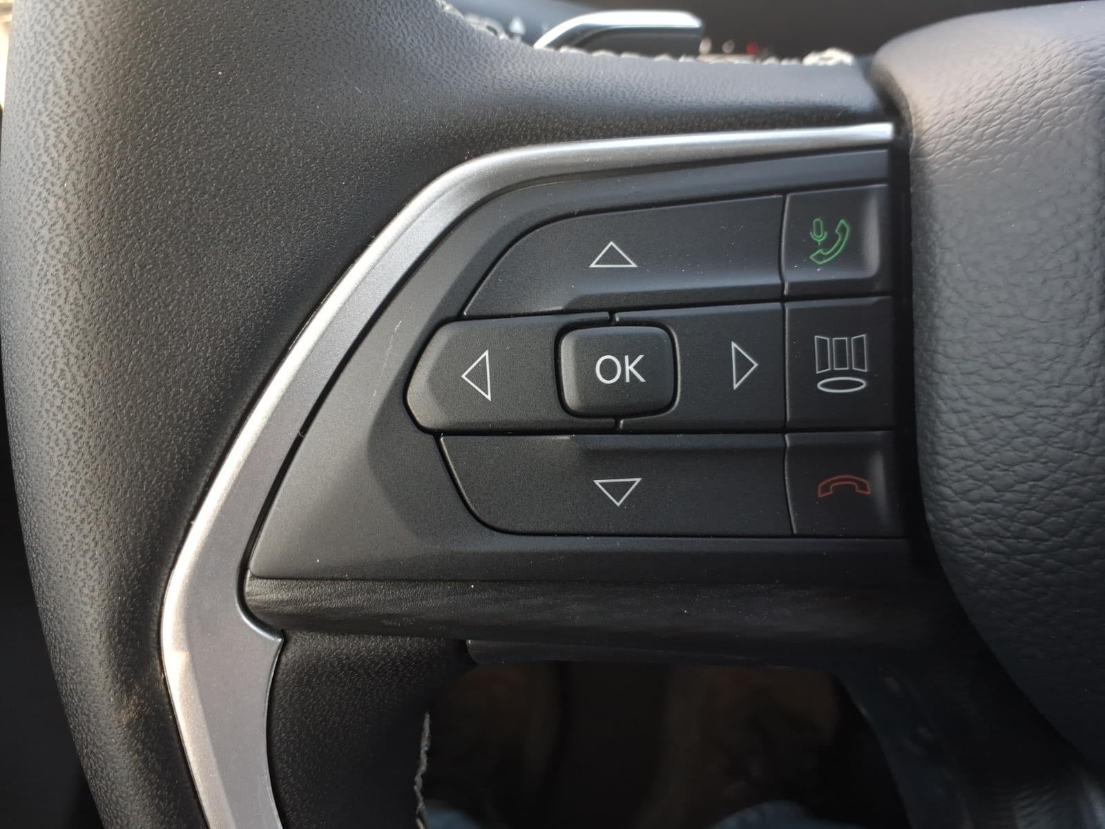 2026 Jeep Grand Cherokee GRAND CHEROKEE LAREDO X 4X4