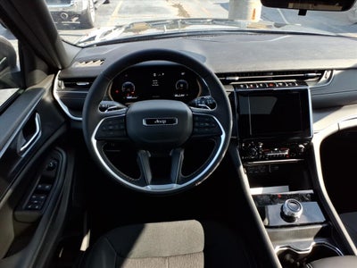 2025 Jeep Grand Cherokee GRAND CHEROKEE L LAREDO X 4X2