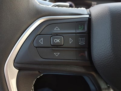 2025 Jeep Grand Cherokee GRAND CHEROKEE L LAREDO X 4X2