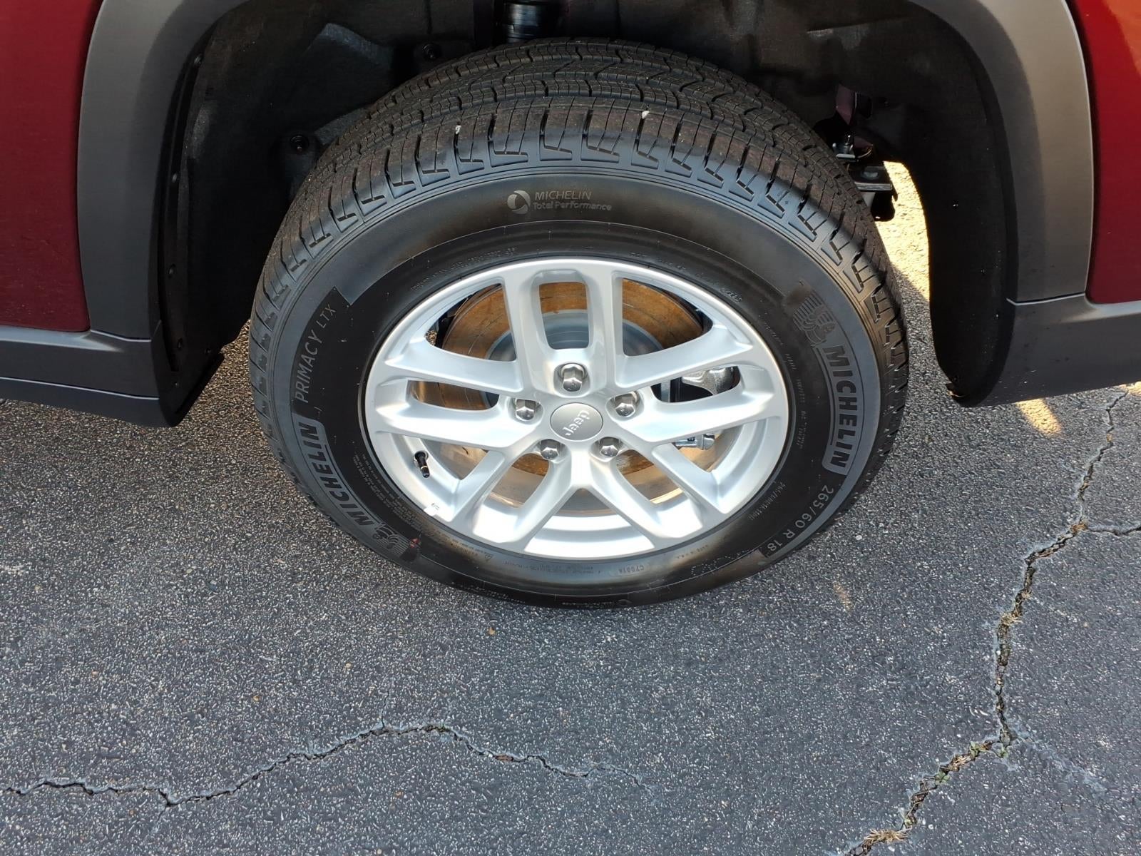 2025 Jeep Grand Cherokee GRAND CHEROKEE L LAREDO X 4X2