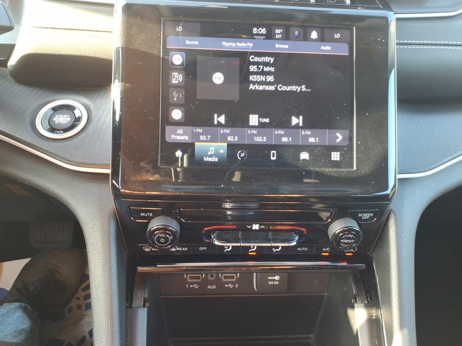 2023 Jeep Grand Cherokee L Laredo 4x4