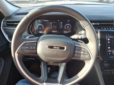 2023 Jeep Grand Cherokee L Laredo 4x4
