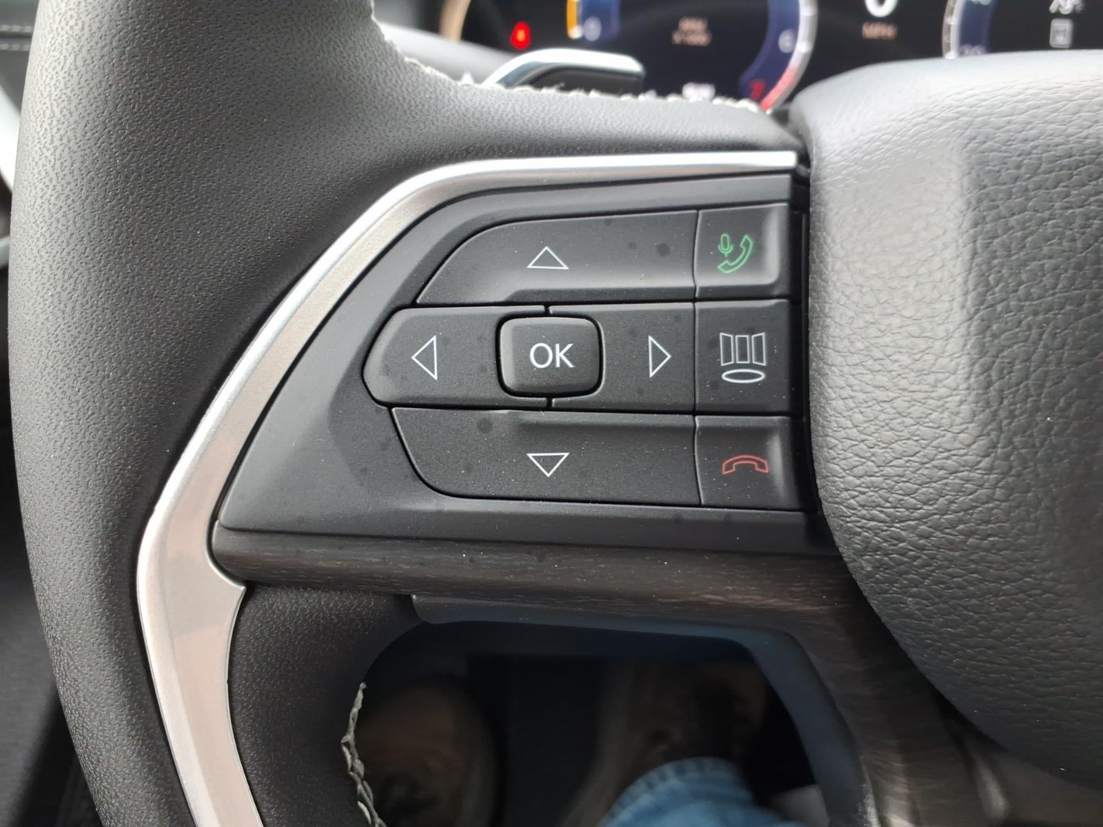 2026 Jeep Grand Cherokee GRAND CHEROKEE L LAREDO ALTITUDE 4X4