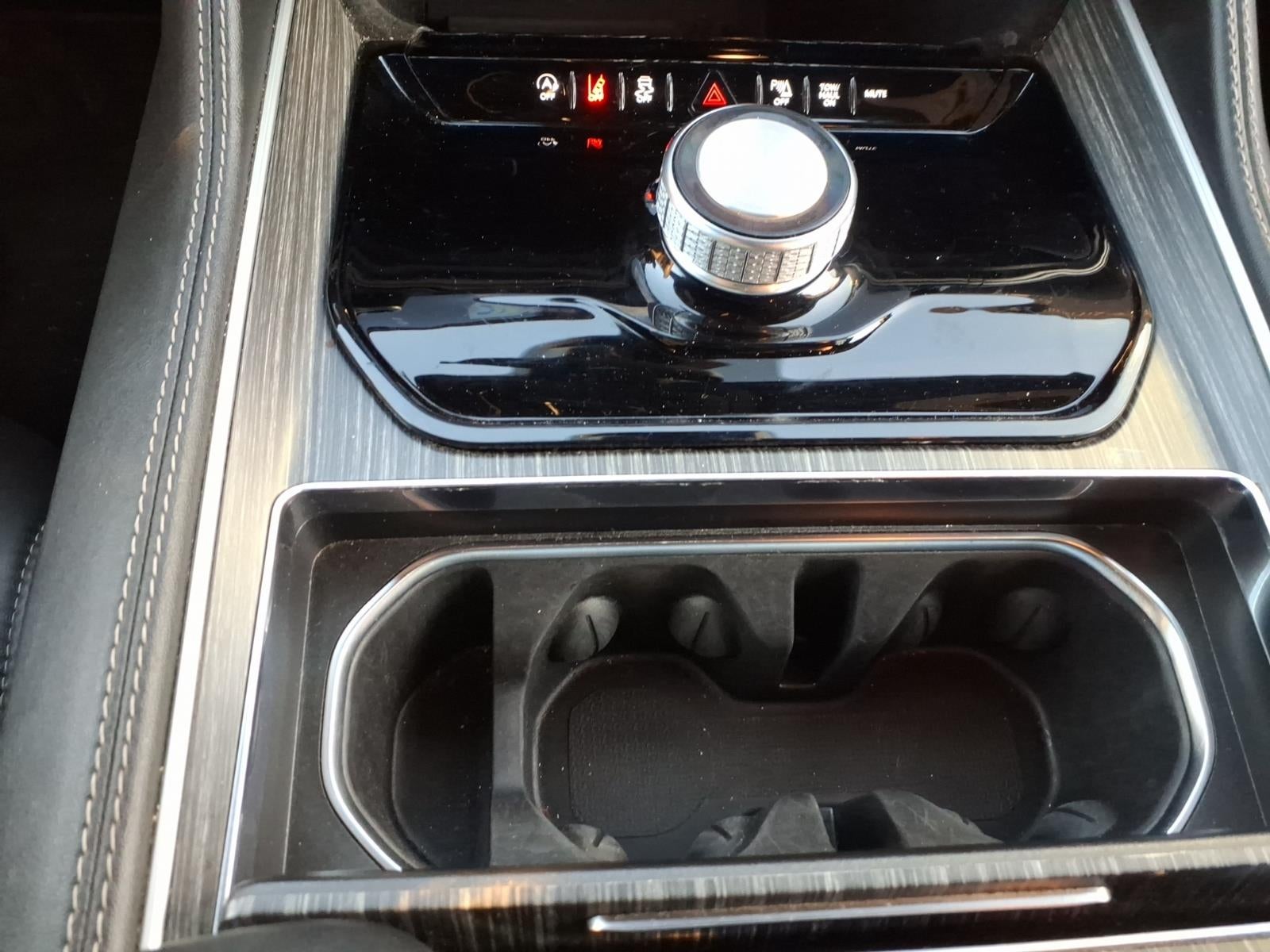 2024 Jeep Wagoneer L Series II 4x2