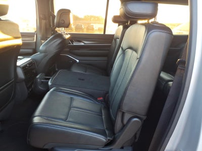 2024 Jeep Wagoneer L Series II 4x2