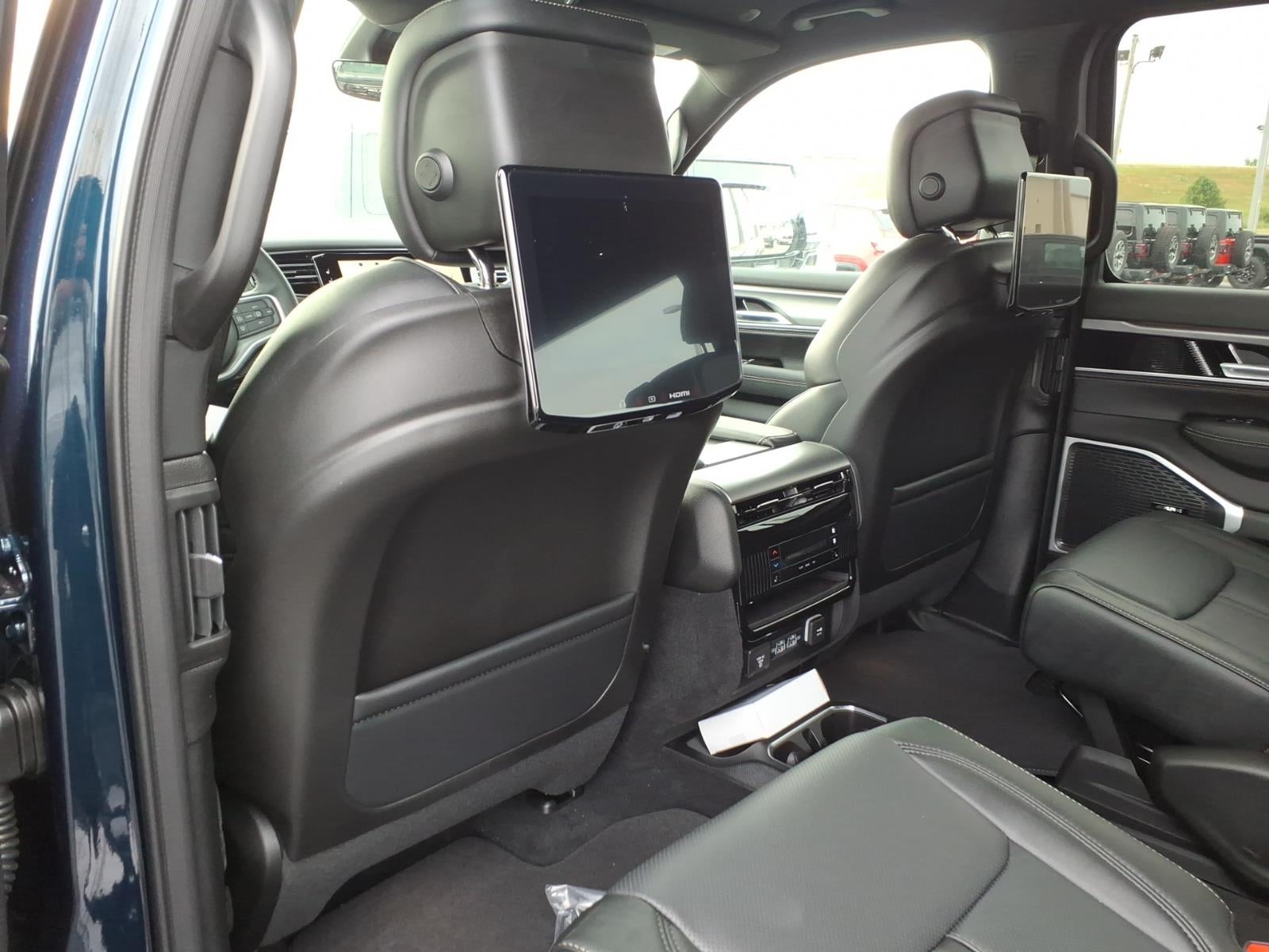 2026 Jeep Grand Wagoneer GRAND WAGONEER LIMITED ALTITUDE 4X4
