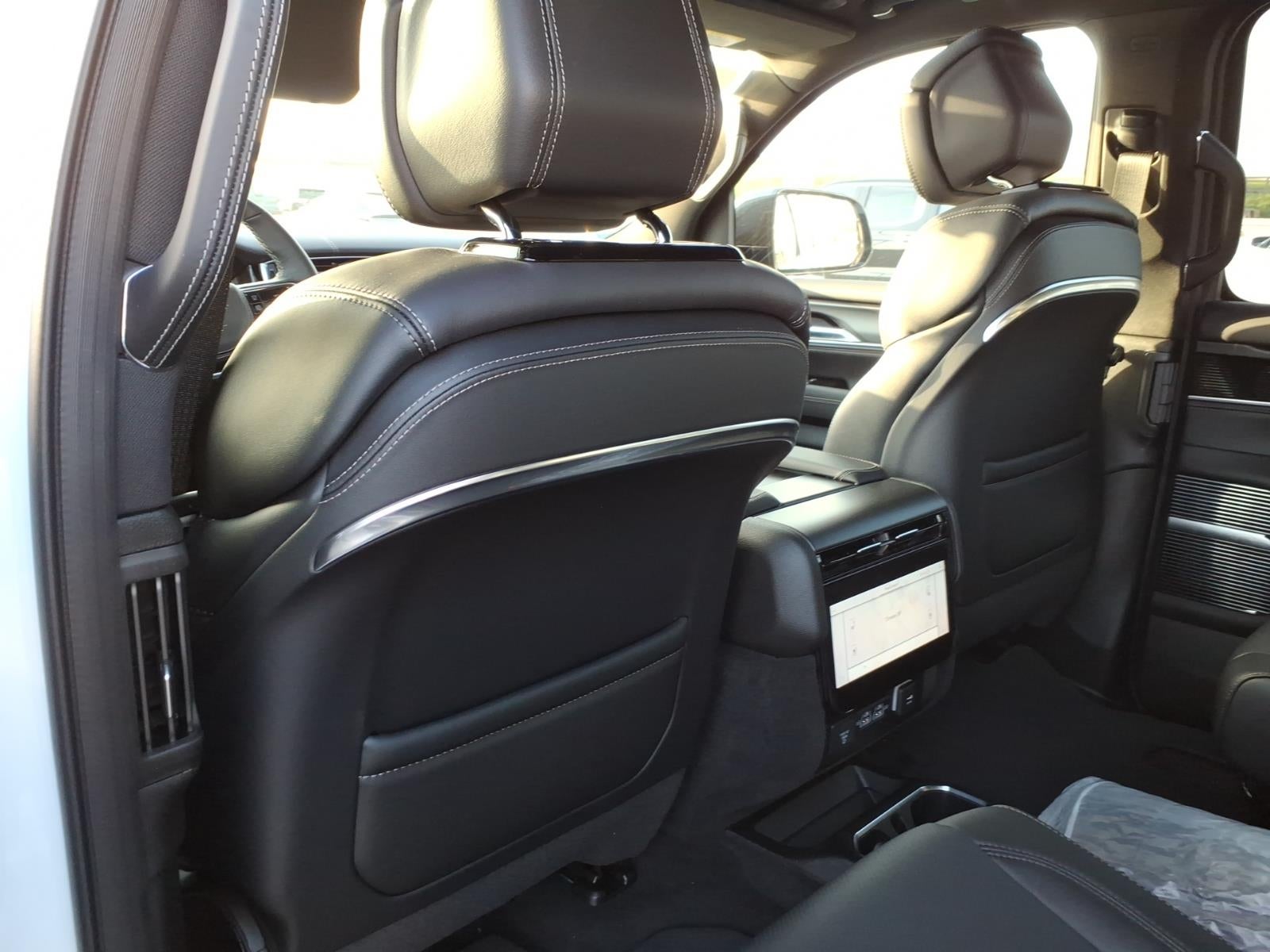 2026 Jeep Grand Wagoneer GRAND WAGONEER SUMMIT OBSIDIAN 4X4