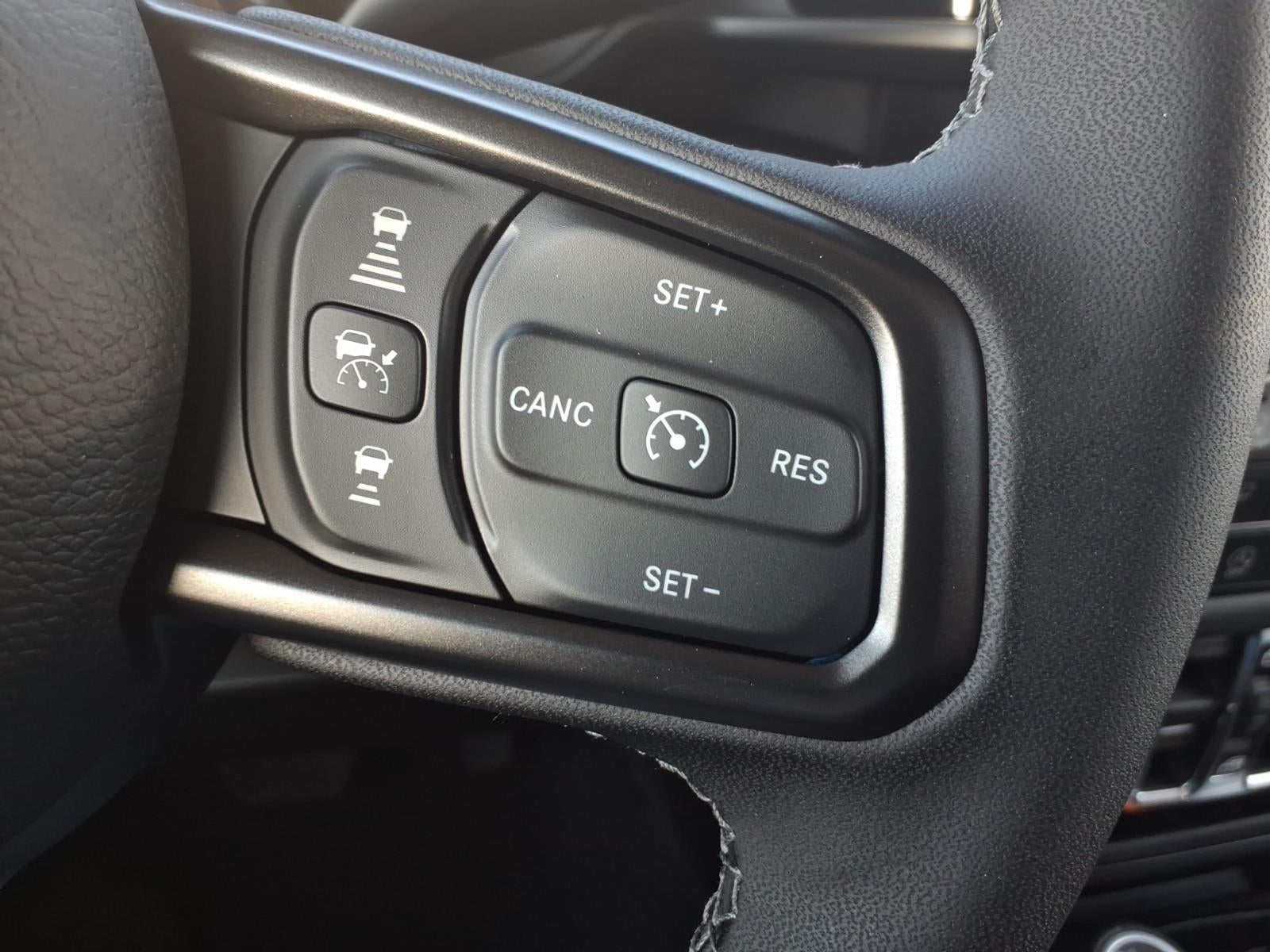 2026 Jeep Gladiator GLADIATOR SAHARA 4X4