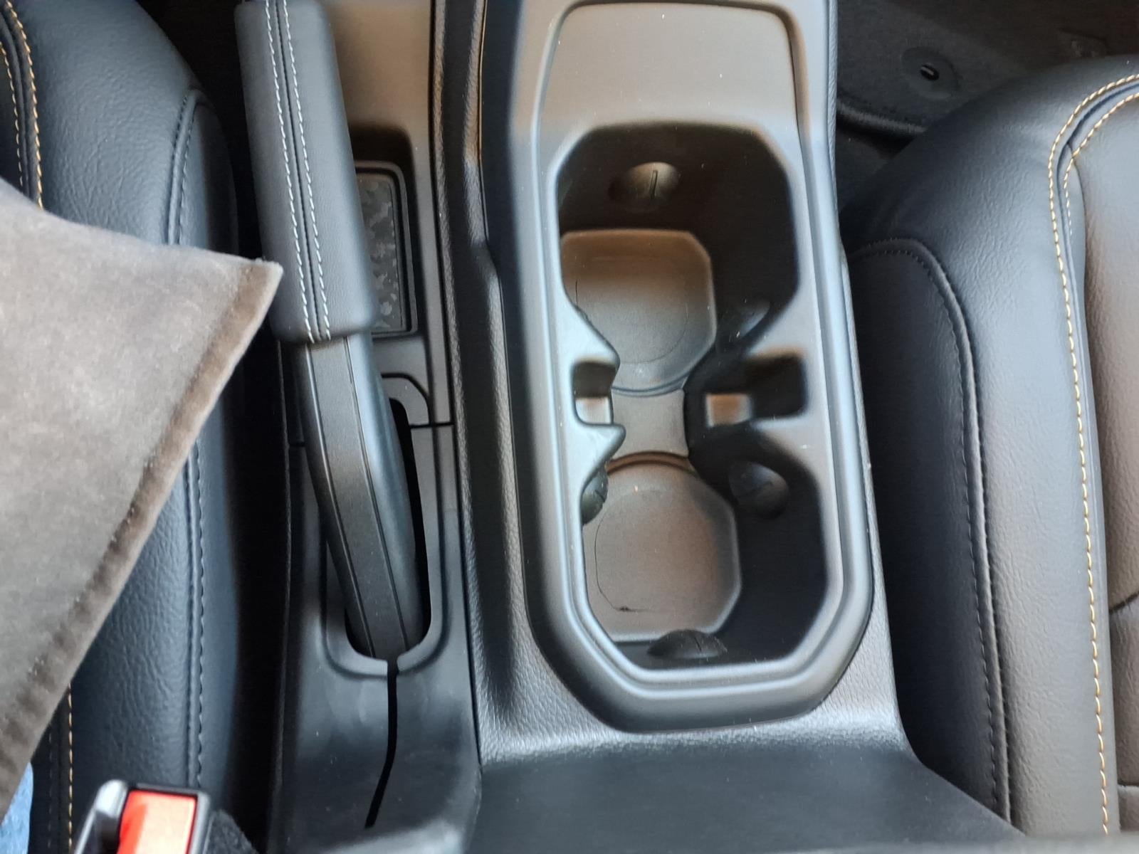 2026 Jeep Gladiator GLADIATOR SAHARA 4X4