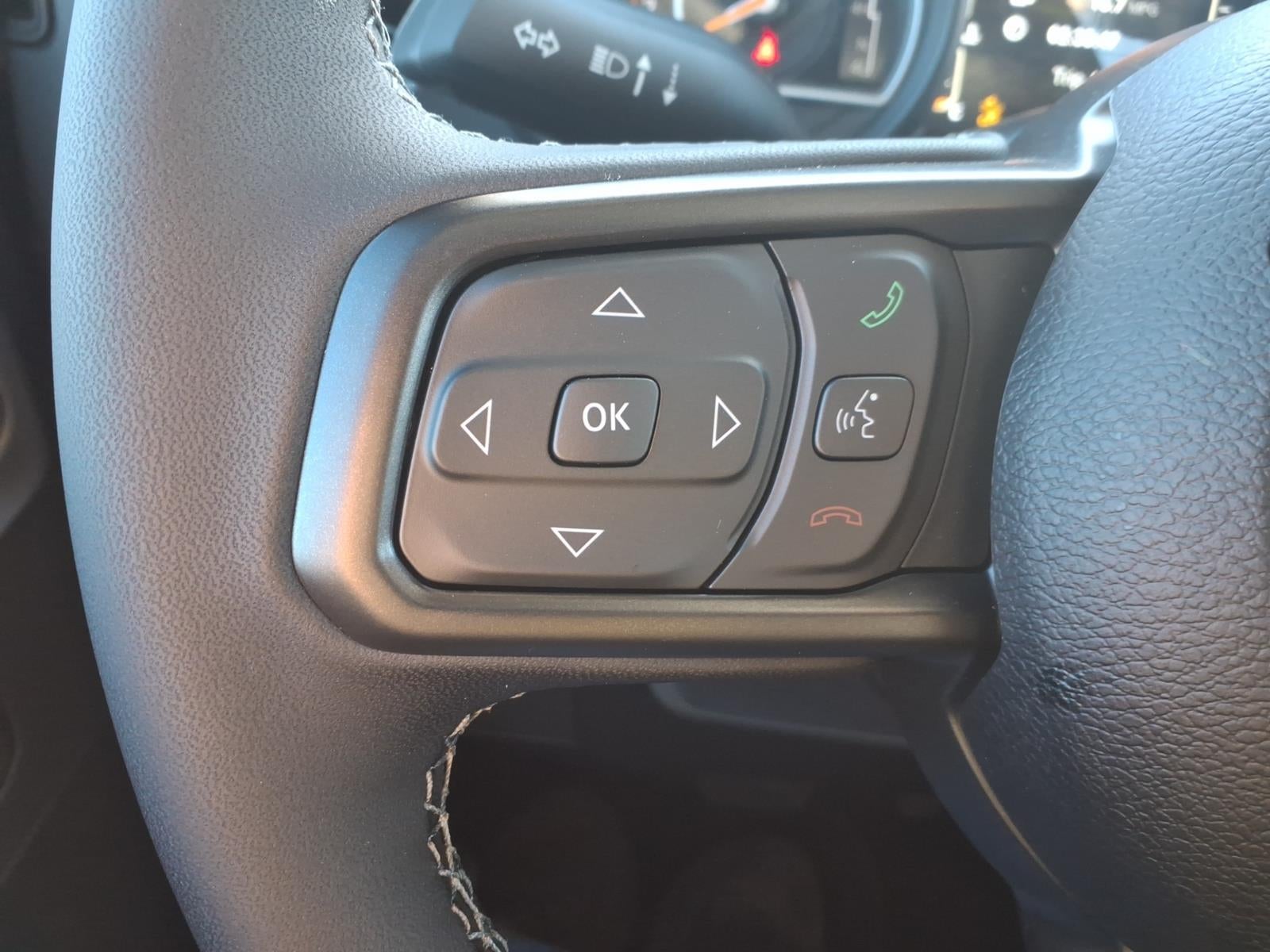 2026 Jeep Gladiator GLADIATOR SAHARA 4X4