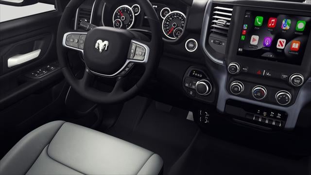 2027 RAM Ram 1500 RAM 1500 TRADESMAN CREW CAB 4X4 5'7' BOX