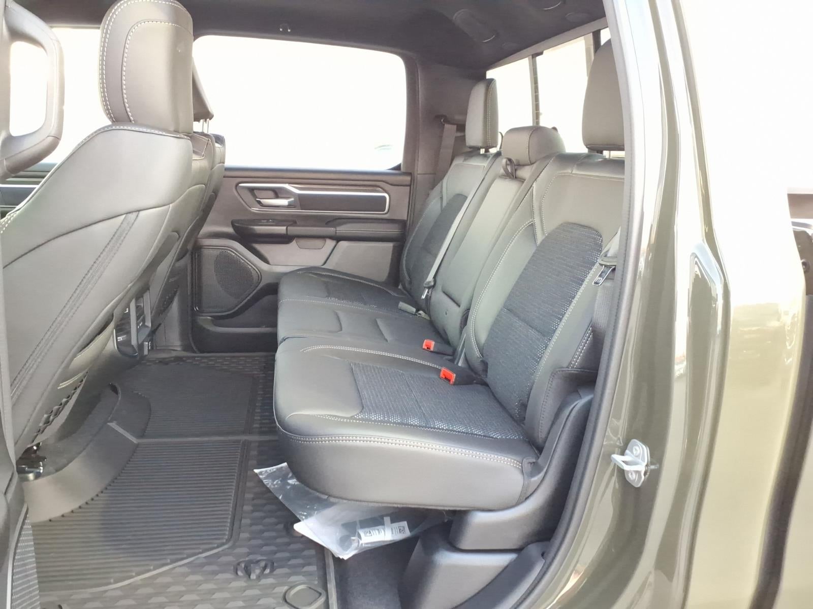 2027 RAM Ram 1500 RAM 1500 BIG HORN CREW CAB 4X4 5'7' BOX