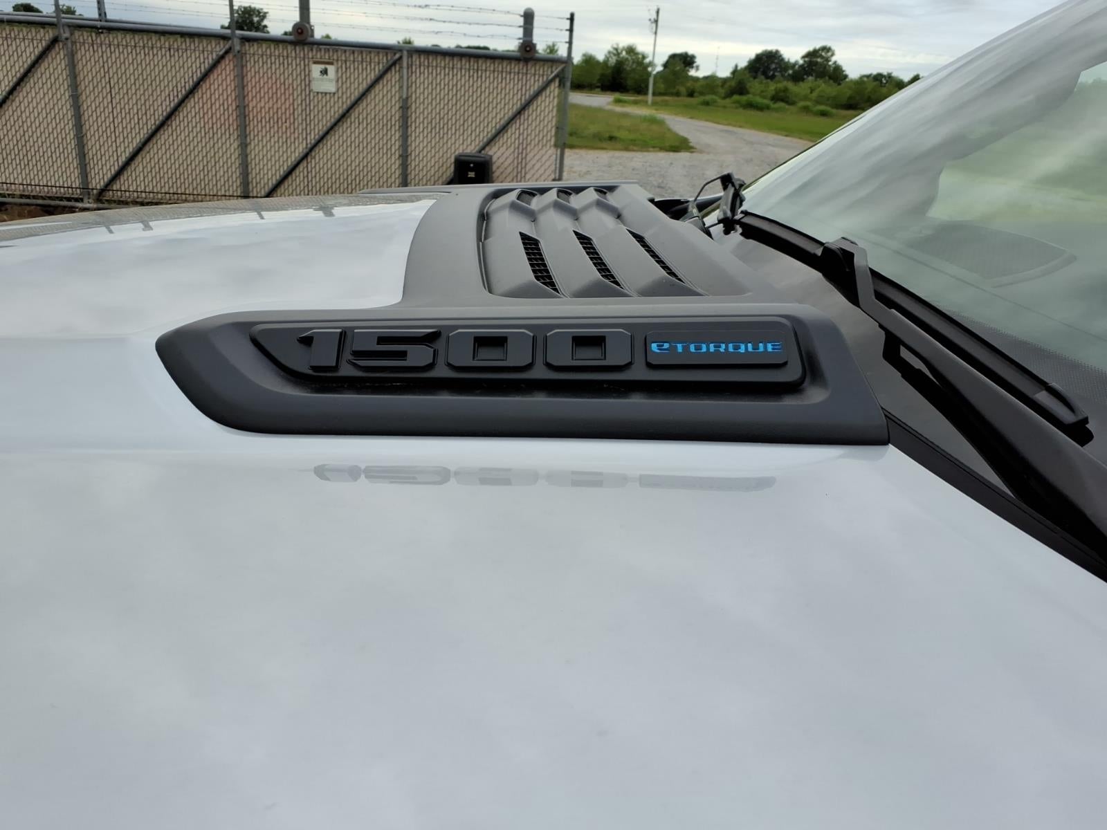 2026 RAM Ram 1500 RAM 1500 EXPRESS CREW CAB 4X4 5'7' BOX