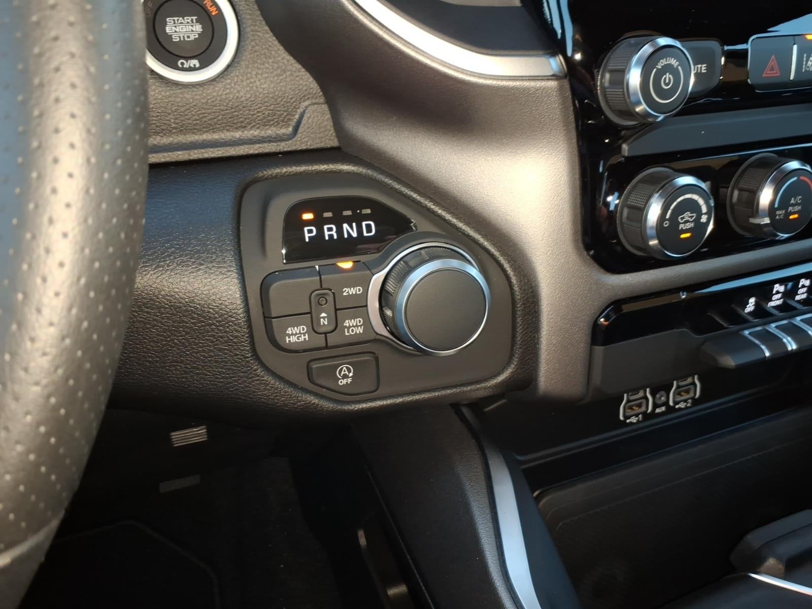 2026 RAM Ram 1500 RAM 1500 EXPRESS CREW CAB 4X4 5'7' BOX