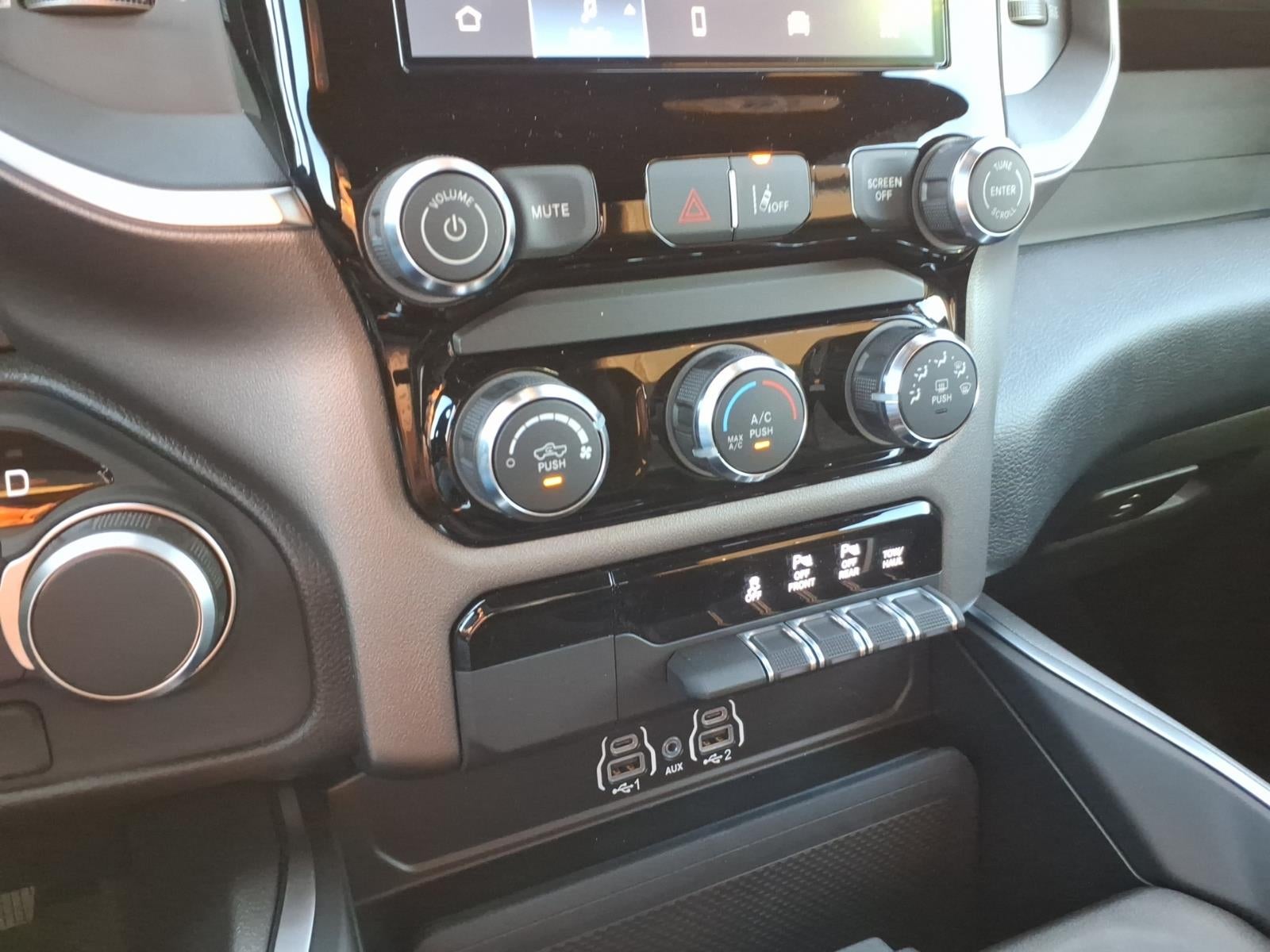 2026 RAM Ram 1500 RAM 1500 EXPRESS CREW CAB 4X4 5'7' BOX