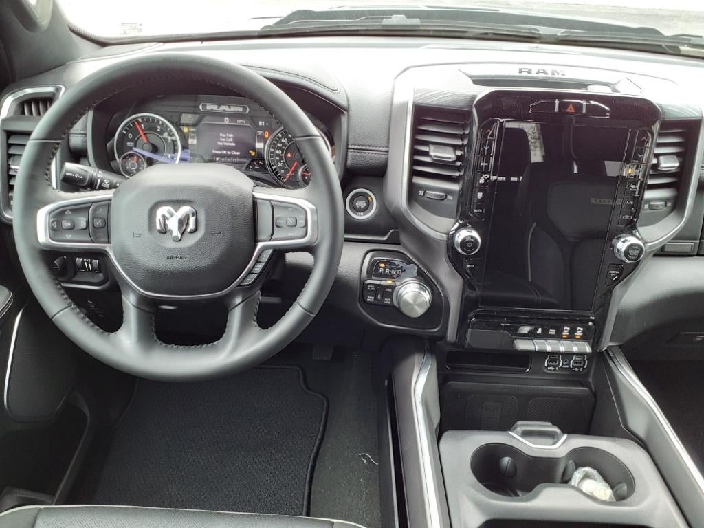 2023 RAM 1500 Laramie Crew Cab 4x4 5'7' Box