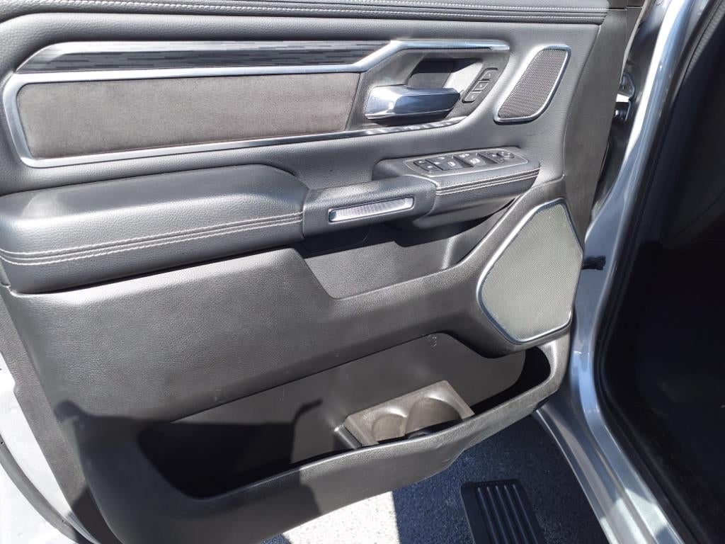 2023 RAM 1500 Laramie Crew Cab 4x4 5'7' Box