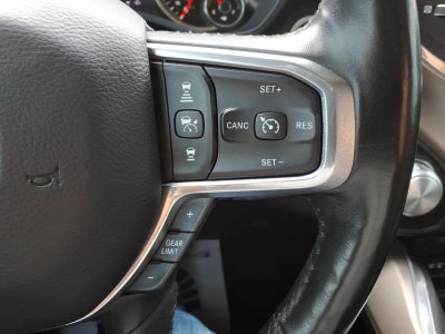 2019 RAM 1500 Laramie Crew Cab 4x4 5'7' Box