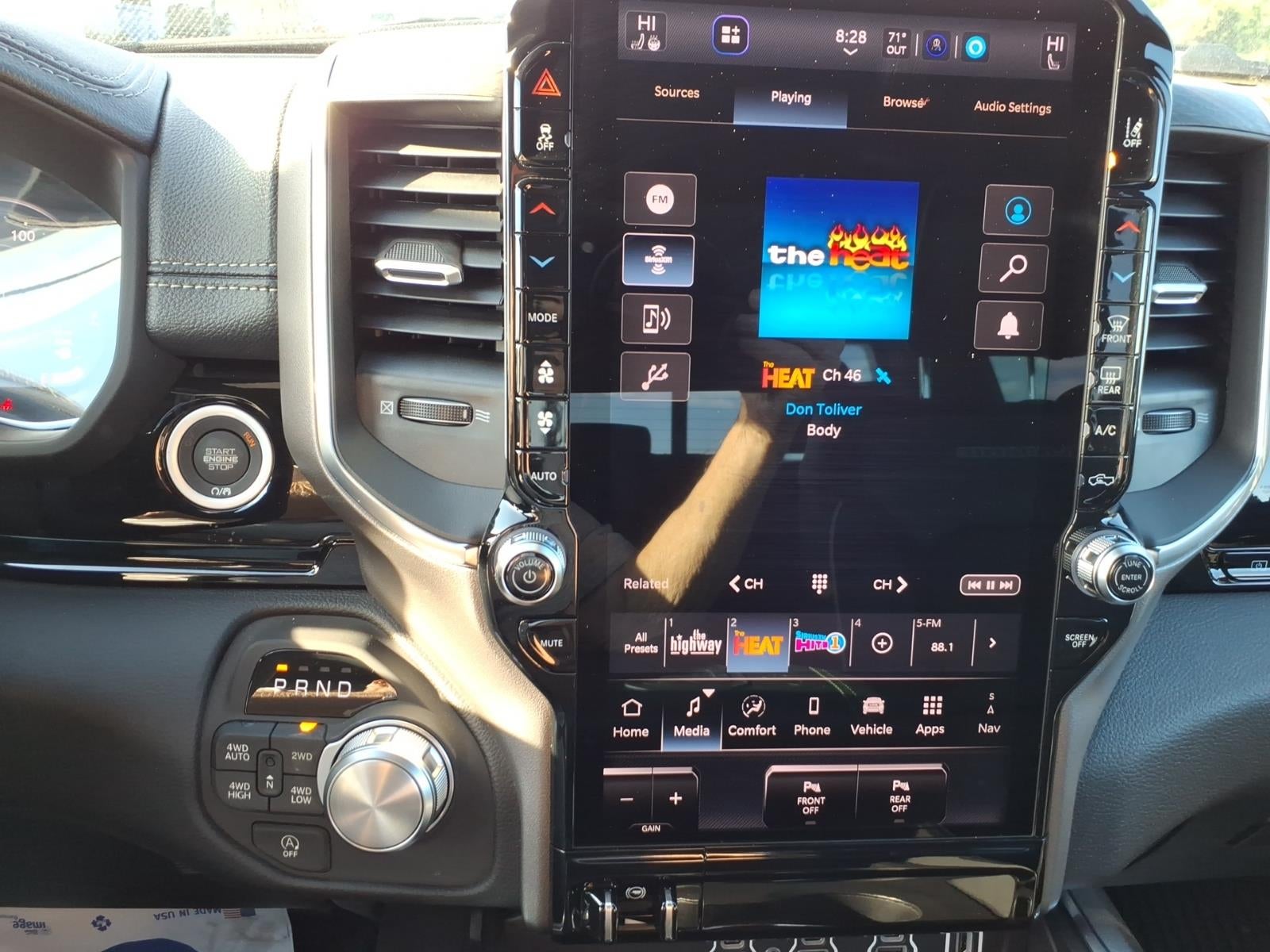 2026 RAM Ram 1500 RAM 1500 LARAMIE CREW CAB 4X4 5'7' BOX