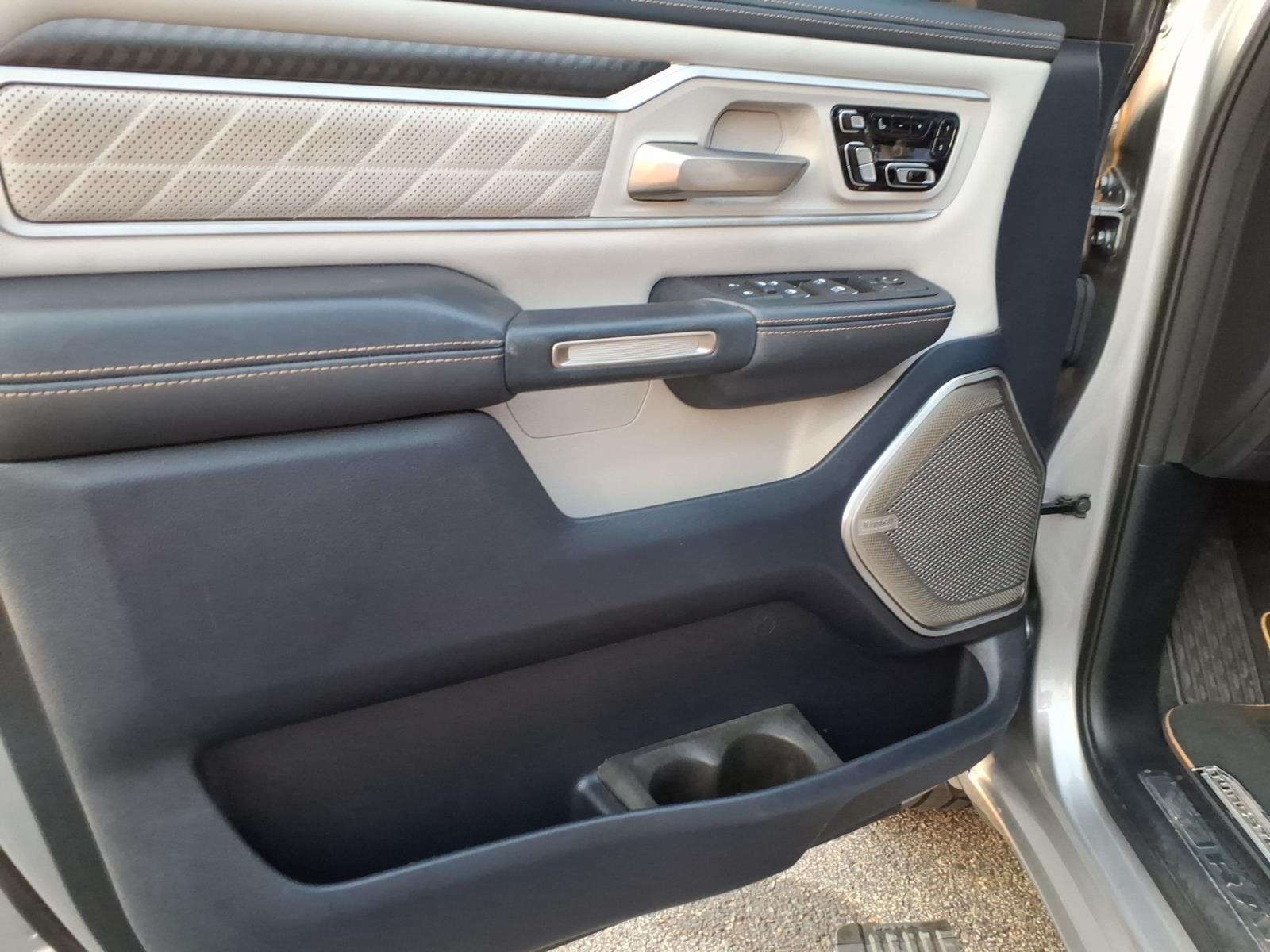 2025 RAM 1500 Tungsten Crew Cab 4x4 5'7' Box