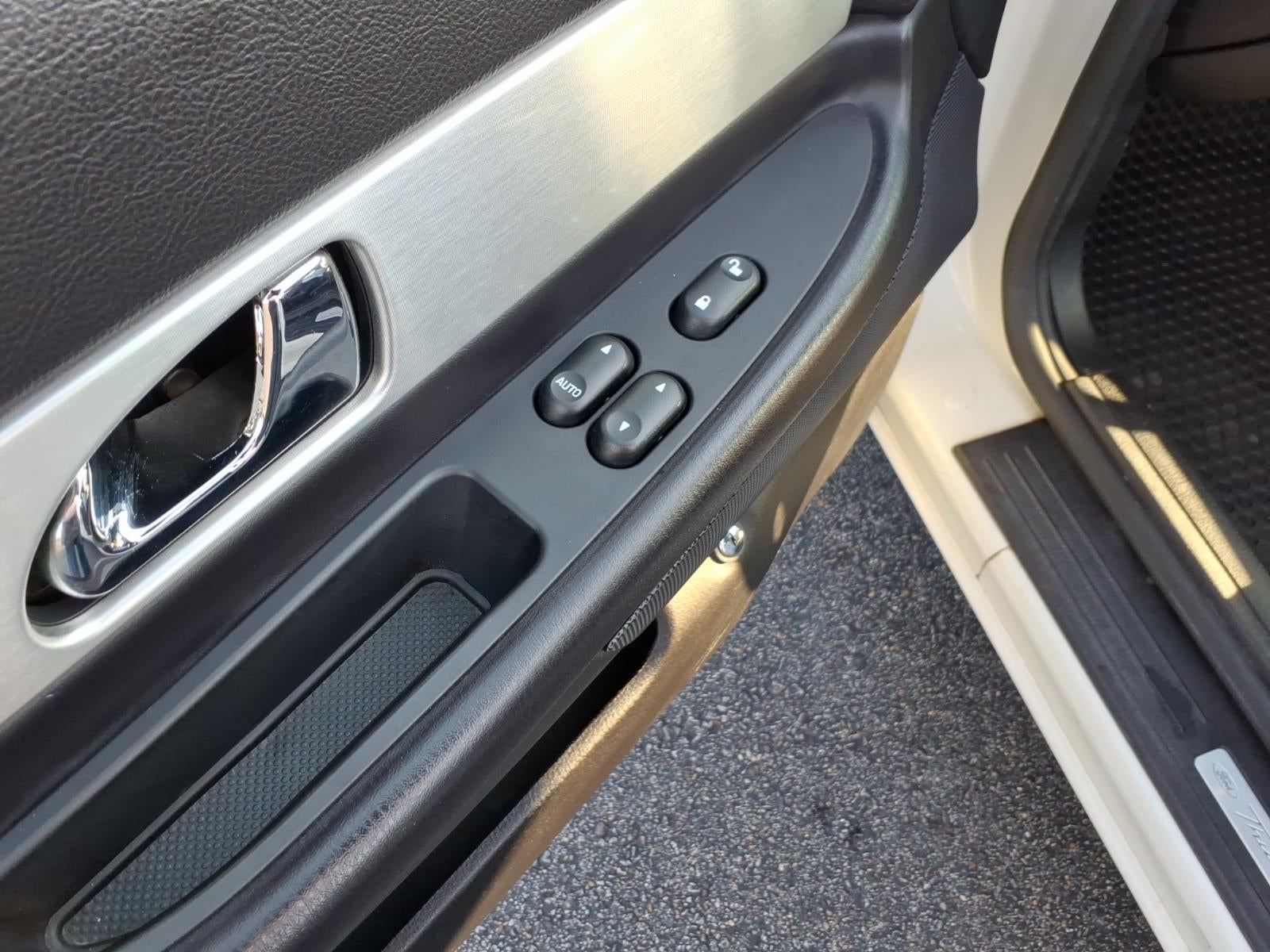 2003 Ford Thunderbird Base