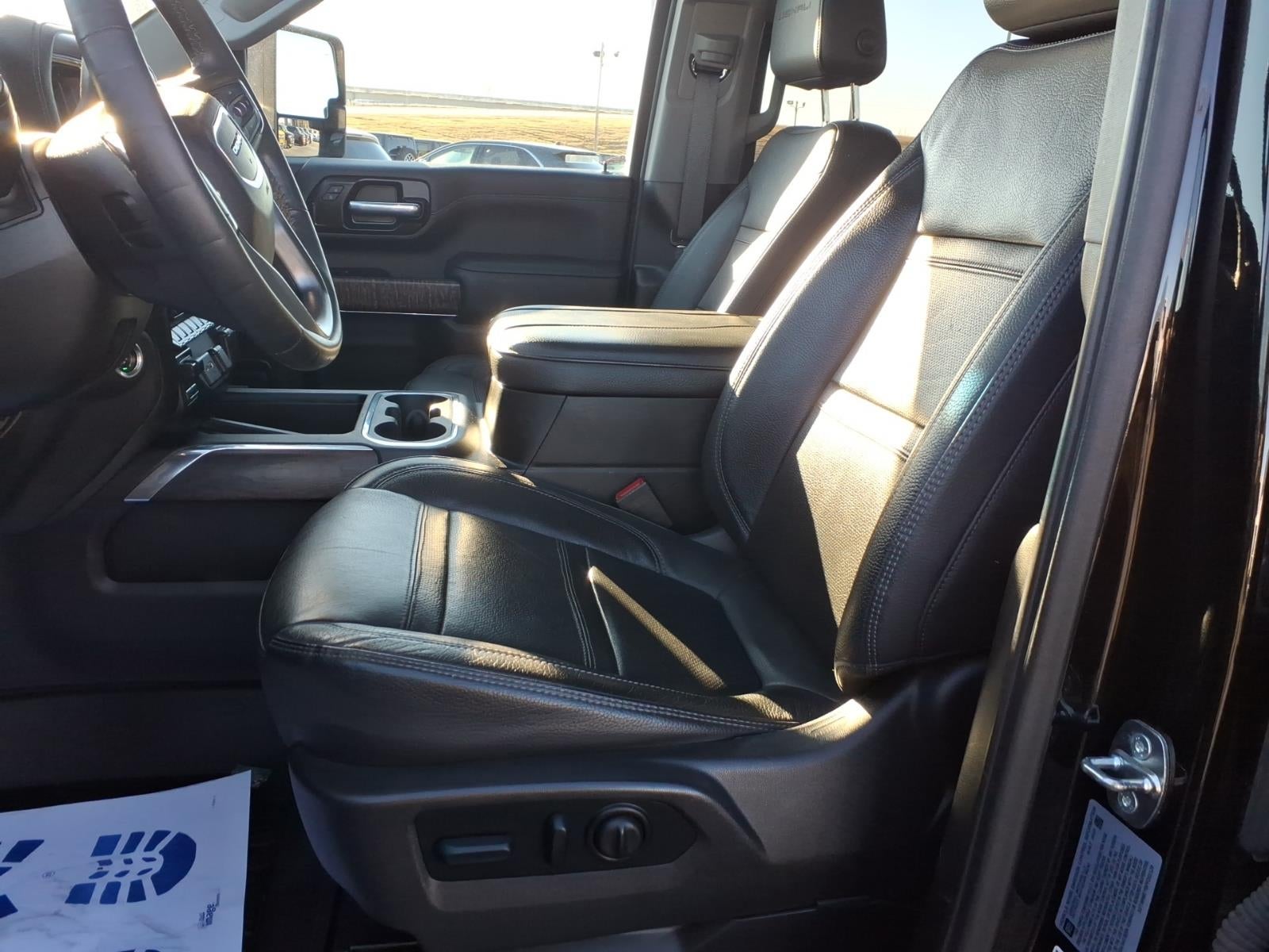 2023 GMC Sierra 3500HD 4WD Crew Cab Standard Bed Denali