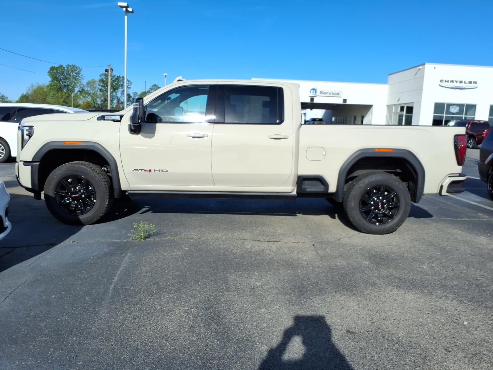 2026 GMC Sierra 2500HD Crew Cab, Standard Bed, AT4, 4WD