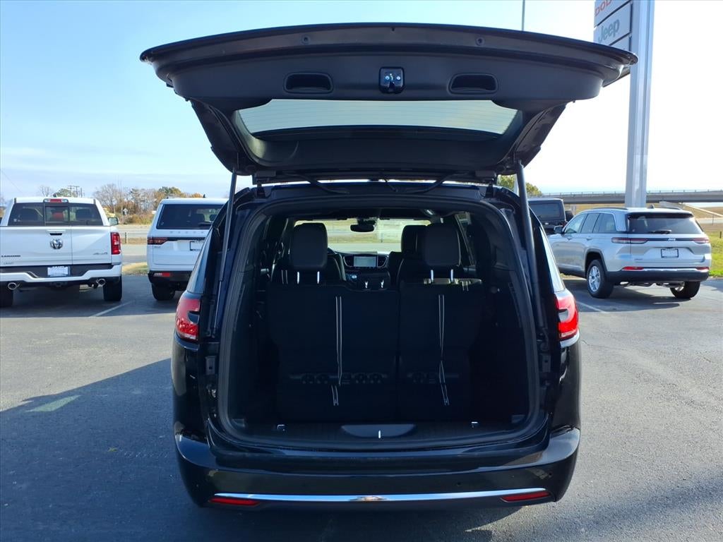 2026 Chrysler Pacifica PACIFICA SELECT