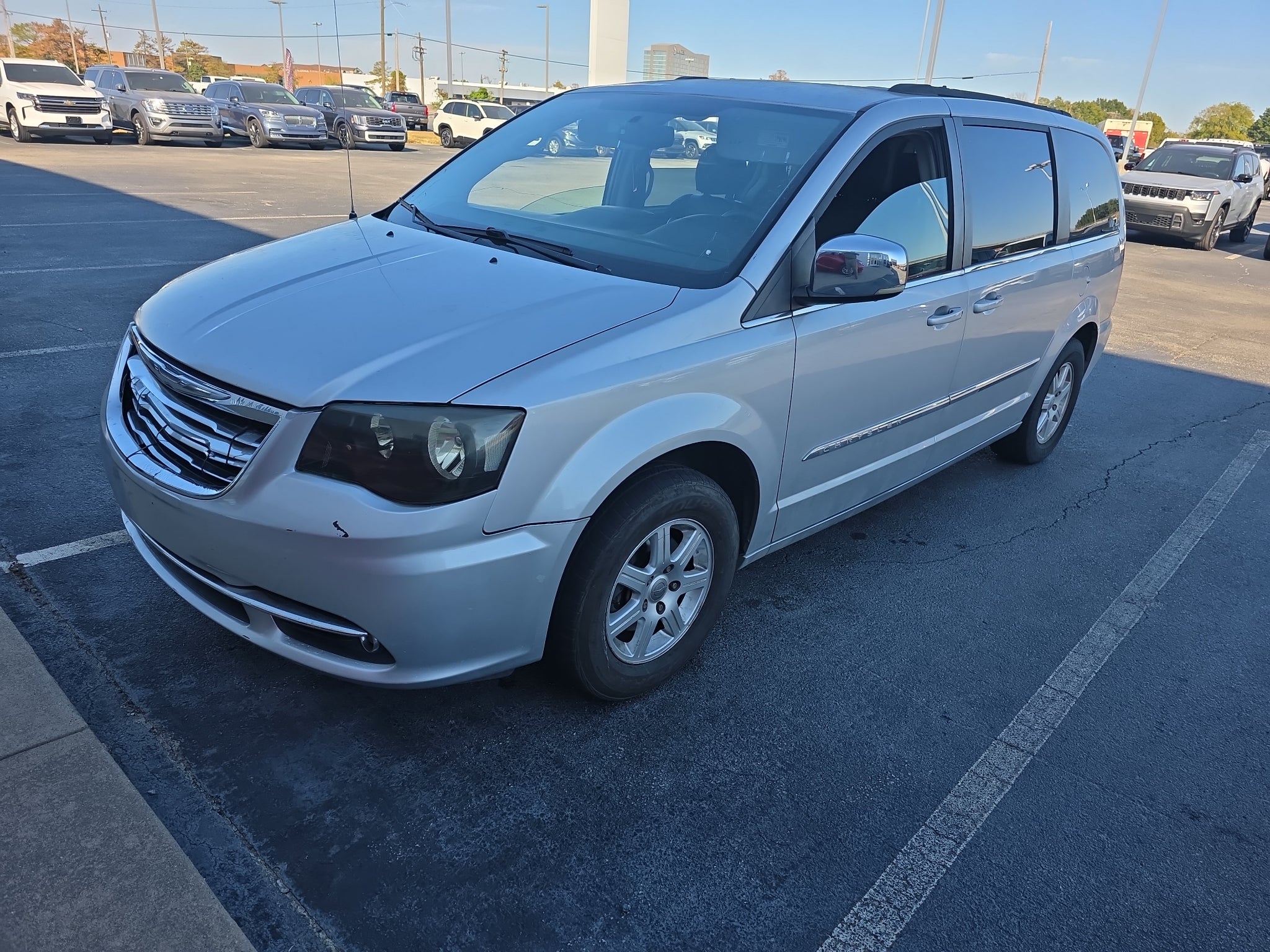 2012 Chrysler Town & Country Touring-L