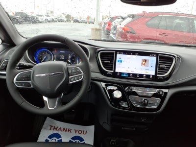 2026 Chrysler Pacifica PACIFICA SELECT AWD