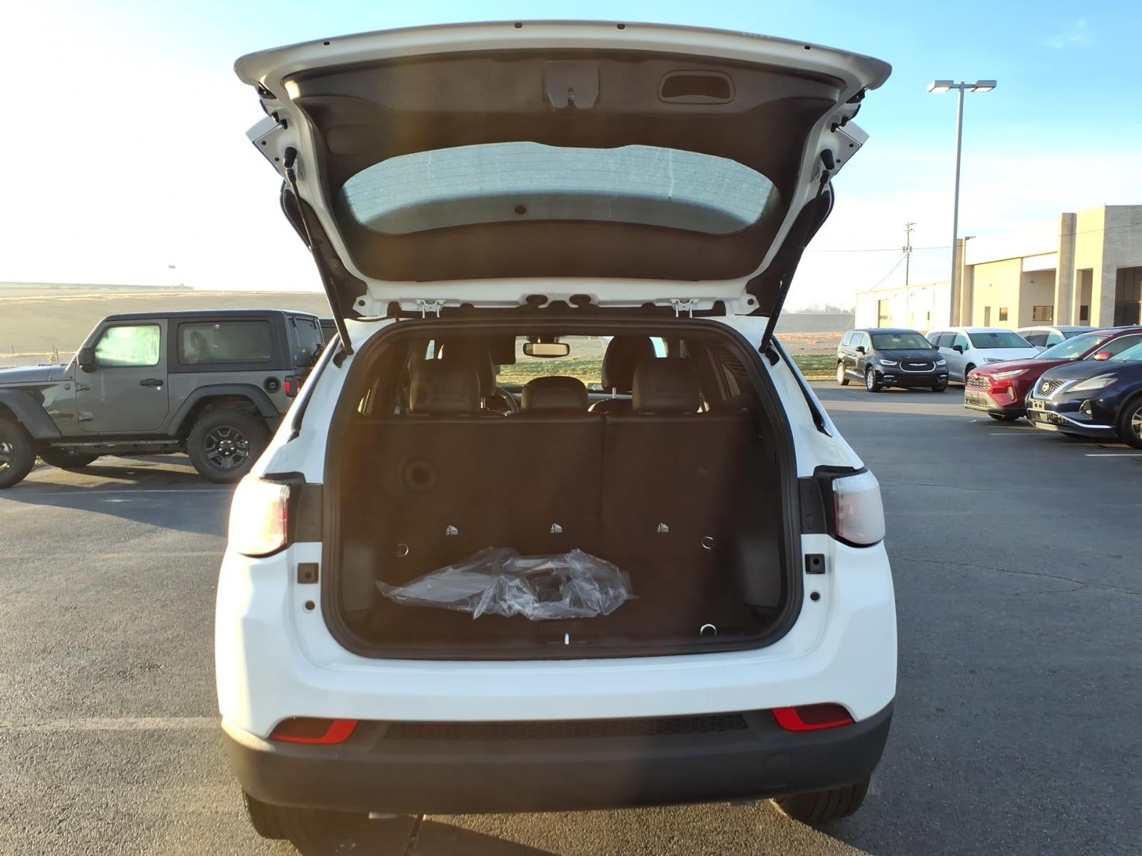 2026 Jeep Compass COMPASS LATITUDE 4X4