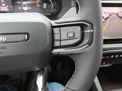 2026 Jeep Cherokee CHEROKEE LAREDO 4X4