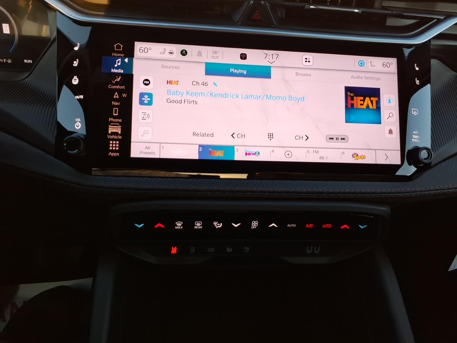 2026 Jeep Cherokee CHEROKEE OVERLAND 4X4