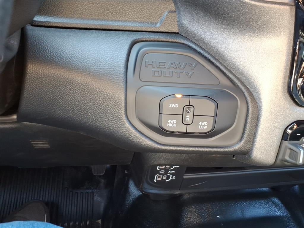 2026 RAM Ram 2500 RAM 2500 TRADESMAN CREW CAB 4X4 6'4' BOX