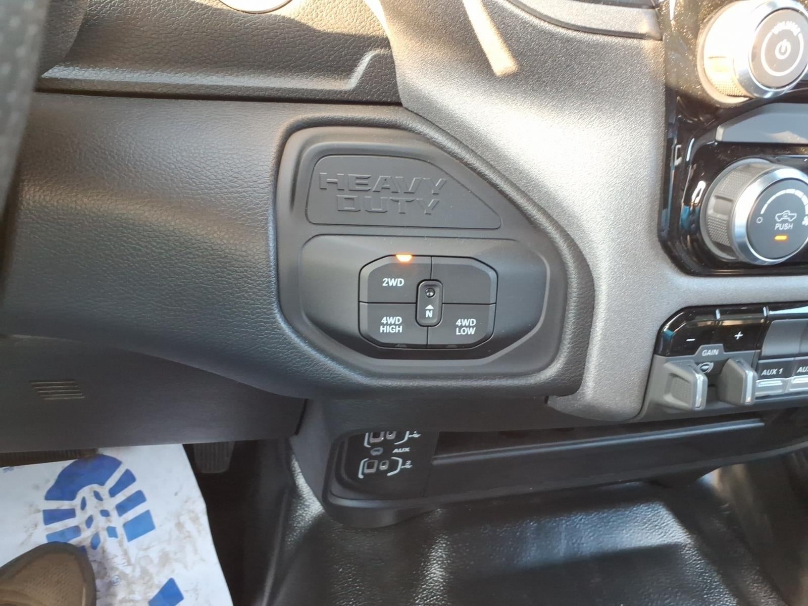 2026 RAM Ram 3500 RAM 3500 TRADESMAN CREW CAB 4X4 8' BOX