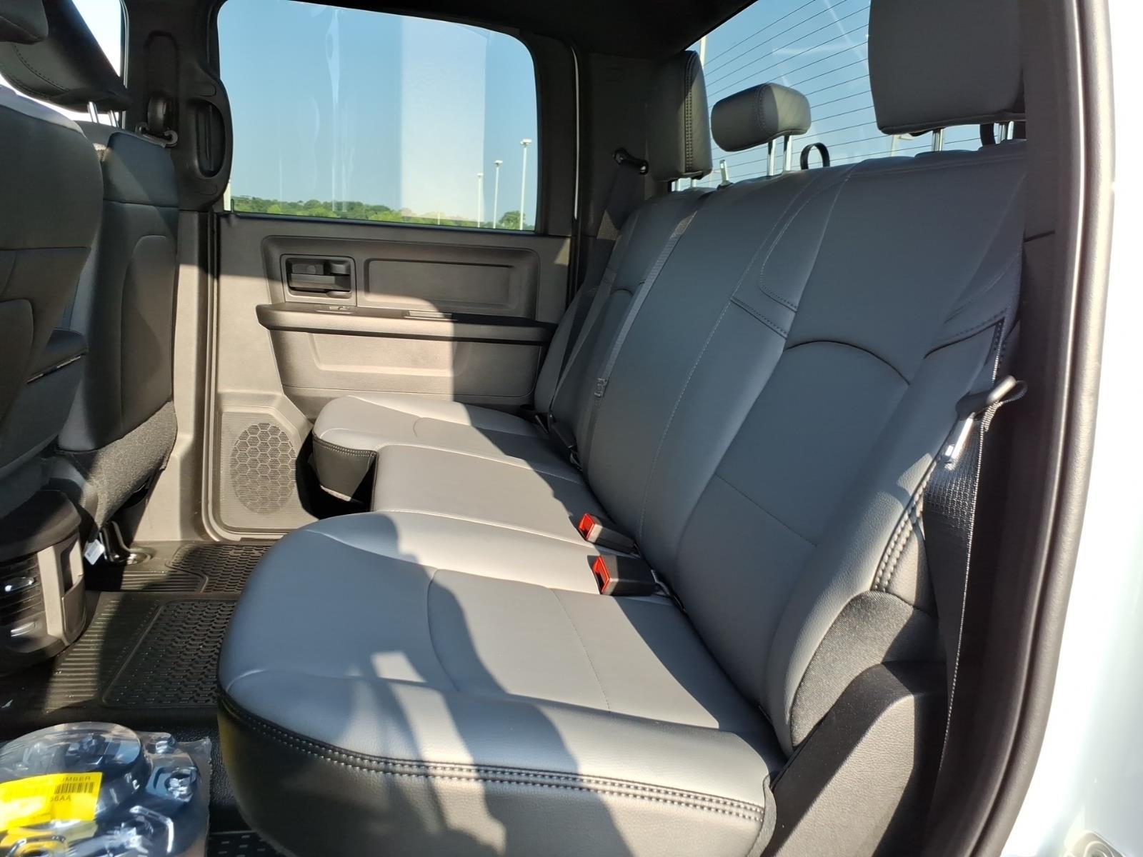 2026 RAM Ram 3500 RAM 3500 TRADESMAN CREW CAB 4X4 8' BOX