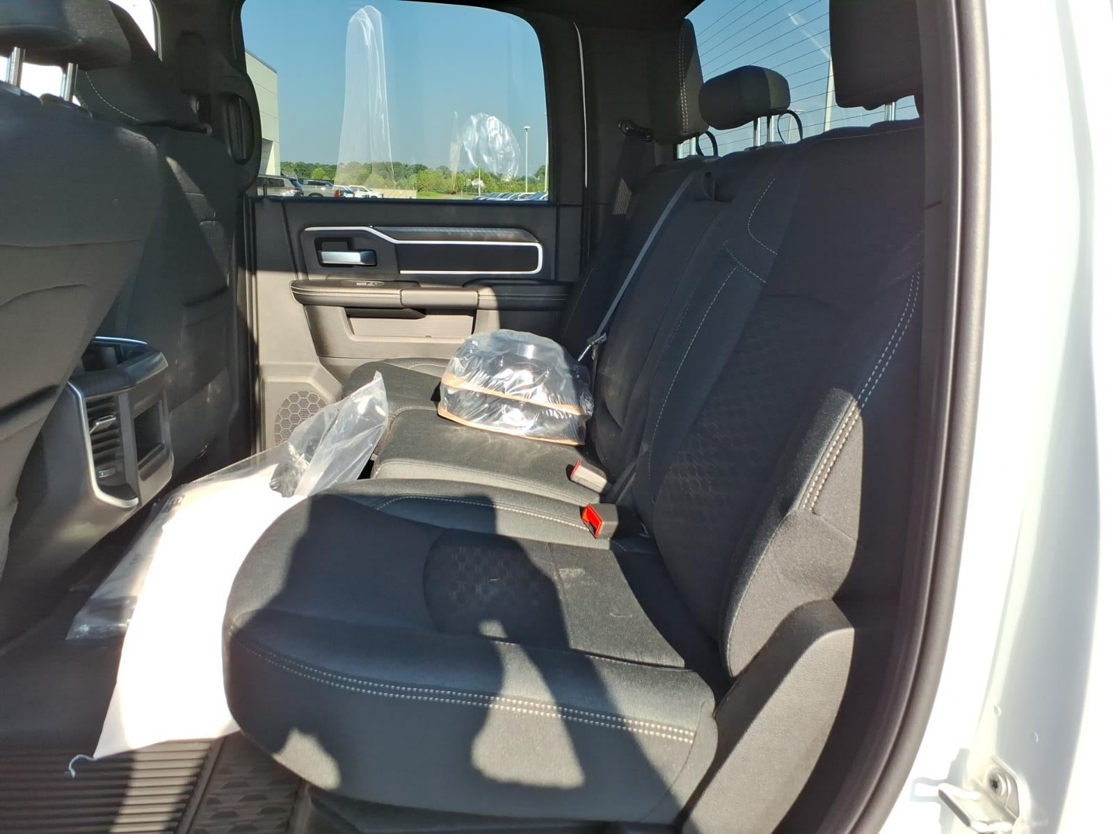 2026 RAM 3500 RAM 3500 BIG HORN CREW CAB 4X4 8' BOX