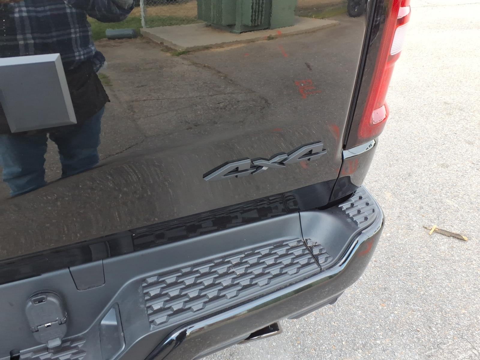 2026 RAM Ram 1500 RAM 1500 EXPRESS CREW CAB 4X4 5'7' BOX