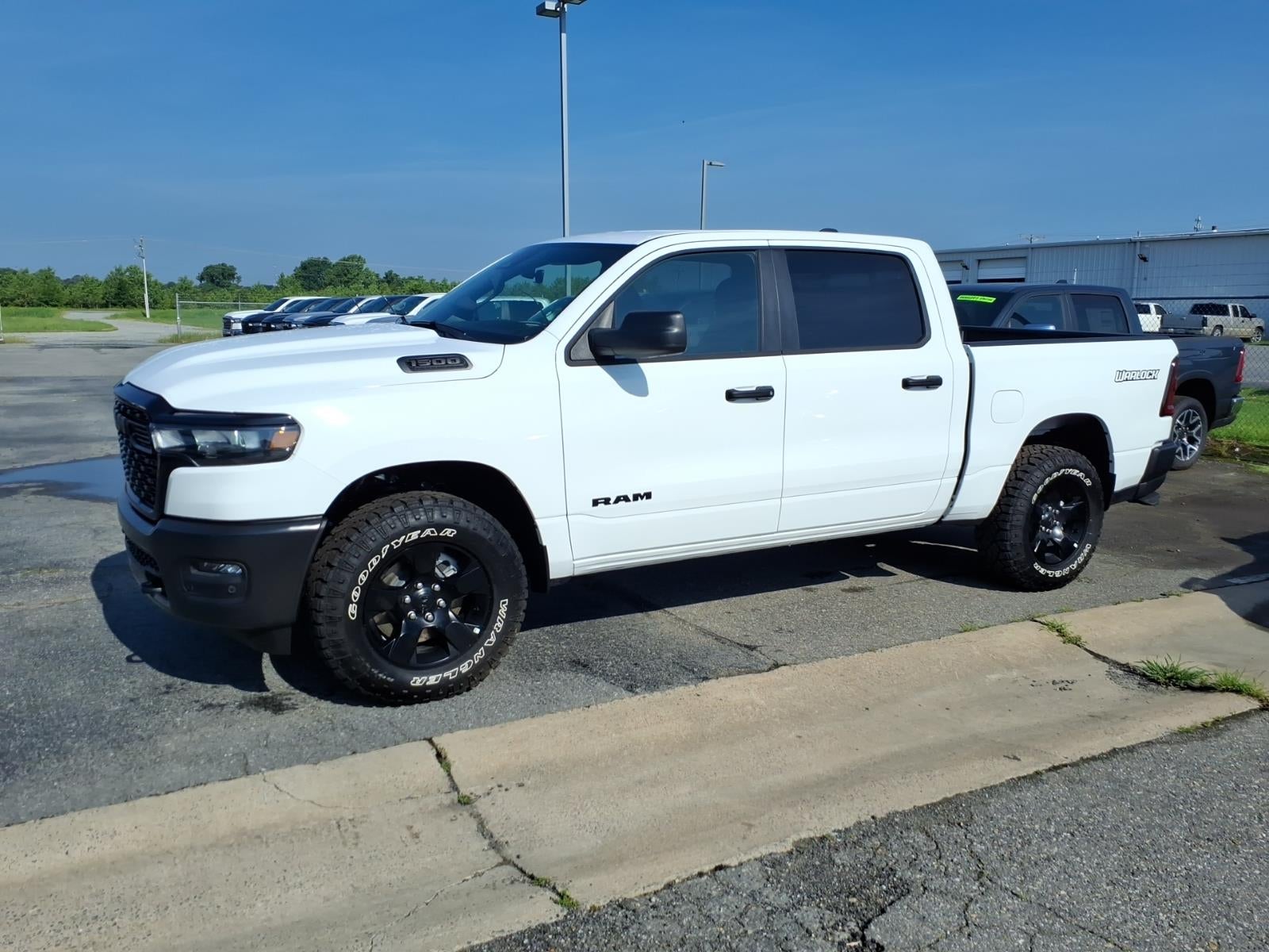 2026 RAM Ram 1500 RAM 1500 WARLOCK CREW CAB 4X4 5'7' BOX