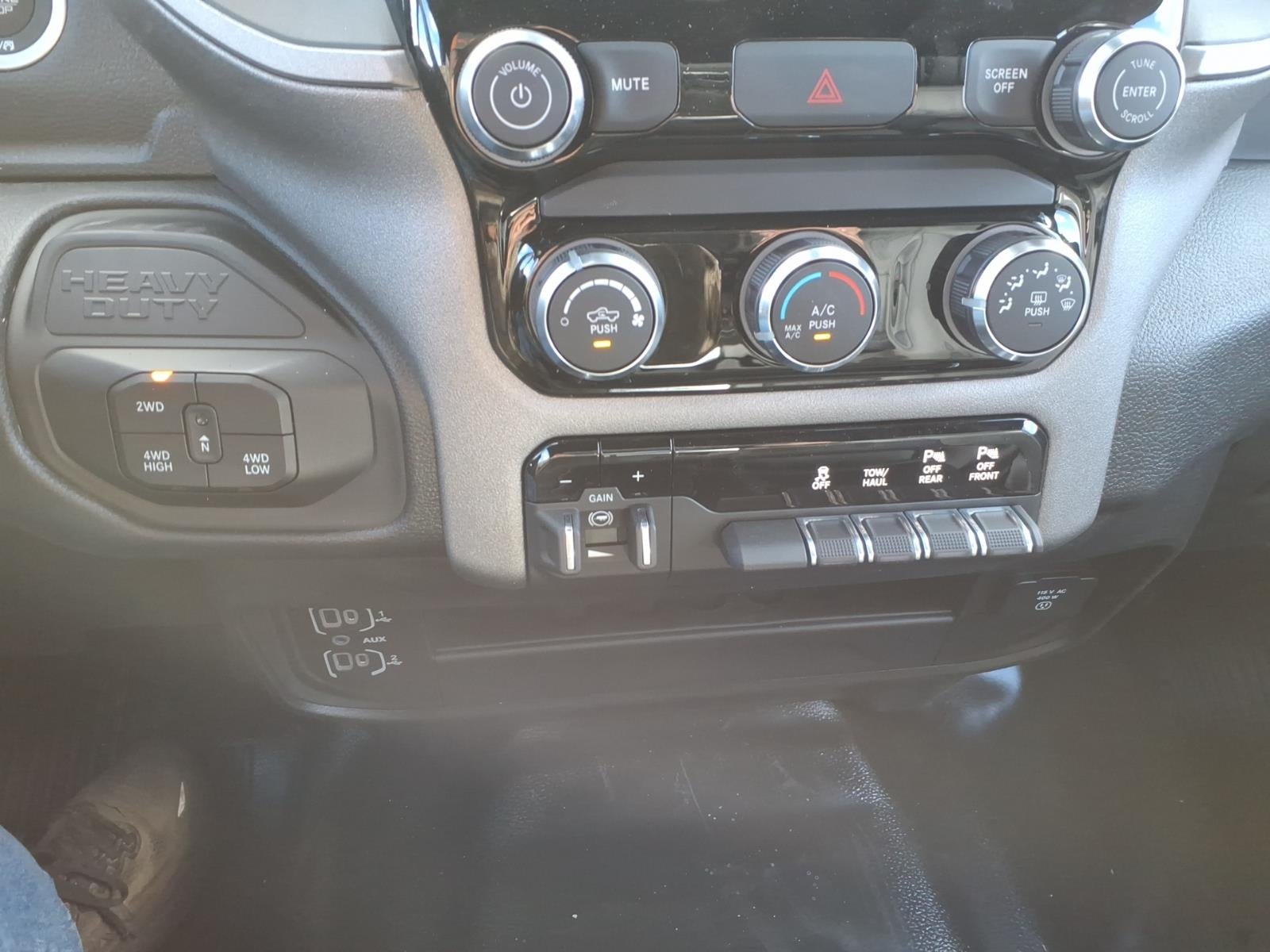 2026 RAM Ram 2500 RAM 2500 TRADESMAN CREW CAB 4X4 6'4' BOX