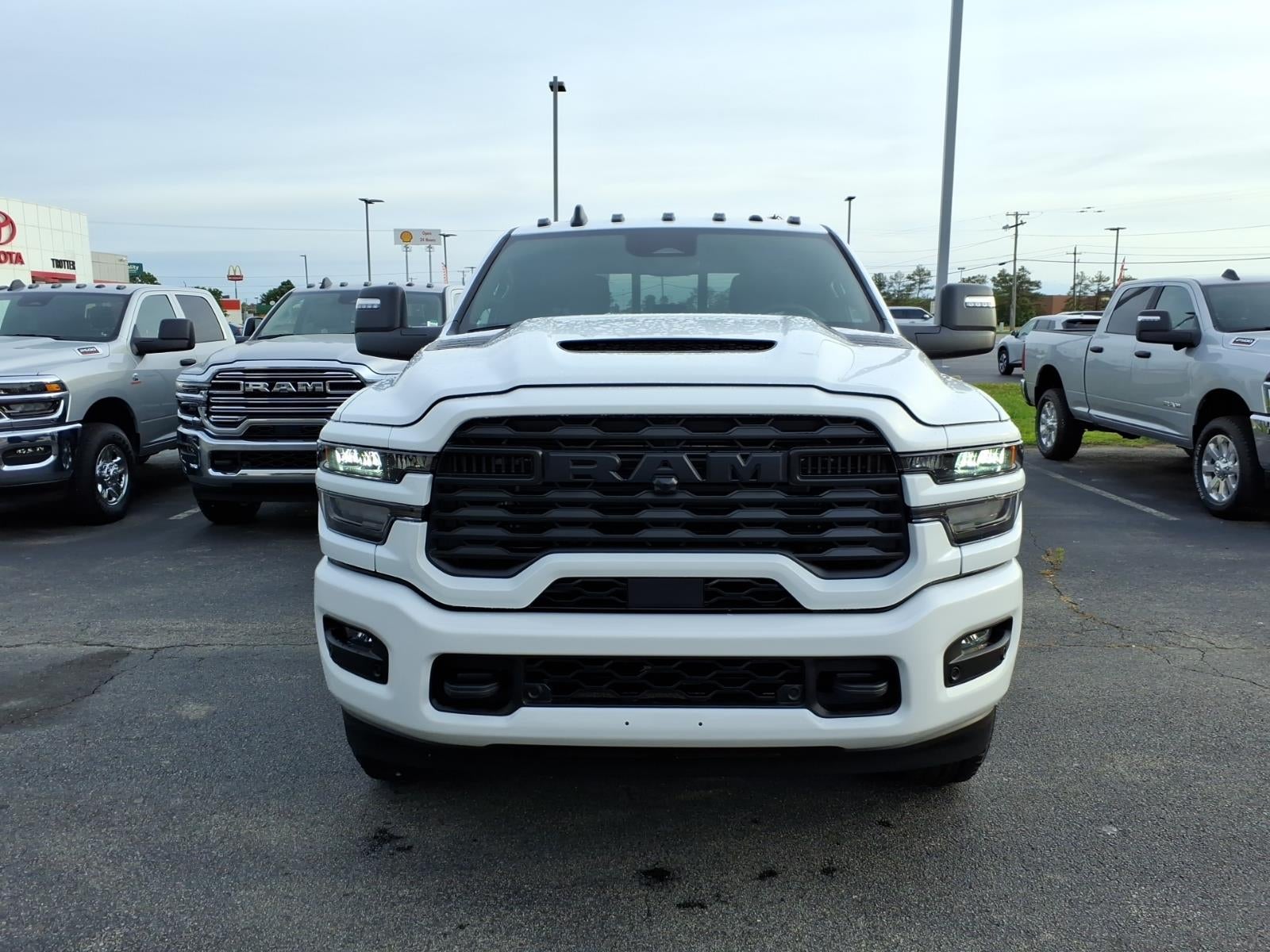 2026 RAM Ram 2500 RAM 2500 BLACK EXPRESS CREW CAB 4X4 6'4' BOX