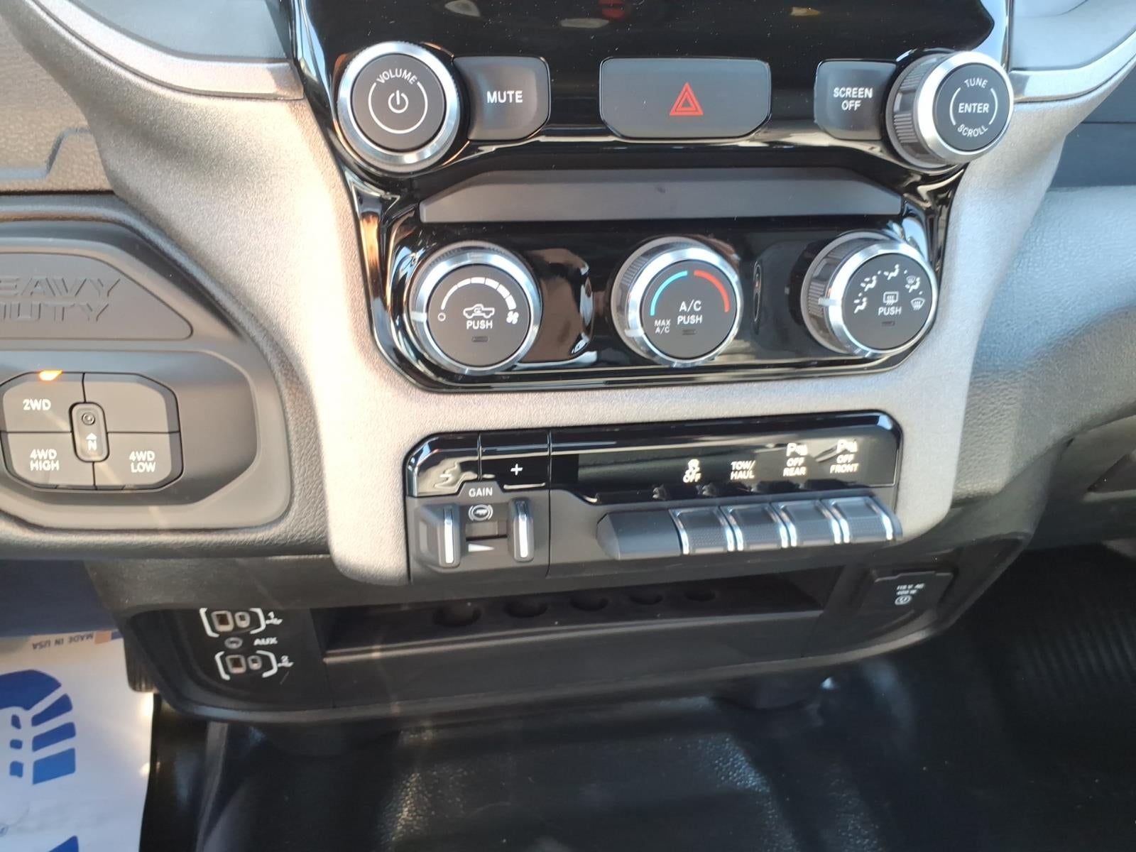 2026 RAM Ram 2500 RAM 2500 TRADESMAN CREW CAB 4X4 6'4' BOX