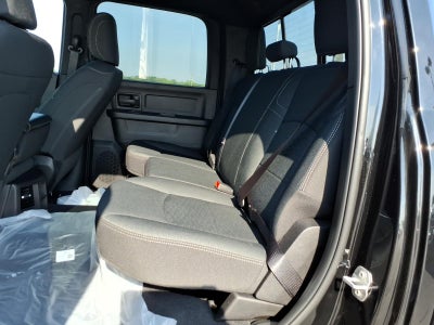 2026 RAM Ram 2500 RAM 2500 BLACK EXPRESS CREW CAB 4X4 6'4' BOX