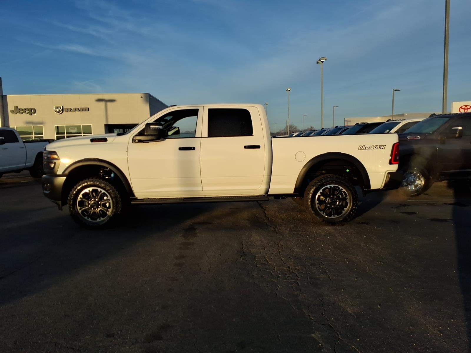 2026 RAM Ram 2500 RAM 2500 WARLOCK CREW CAB 4X4 6'4' BOX