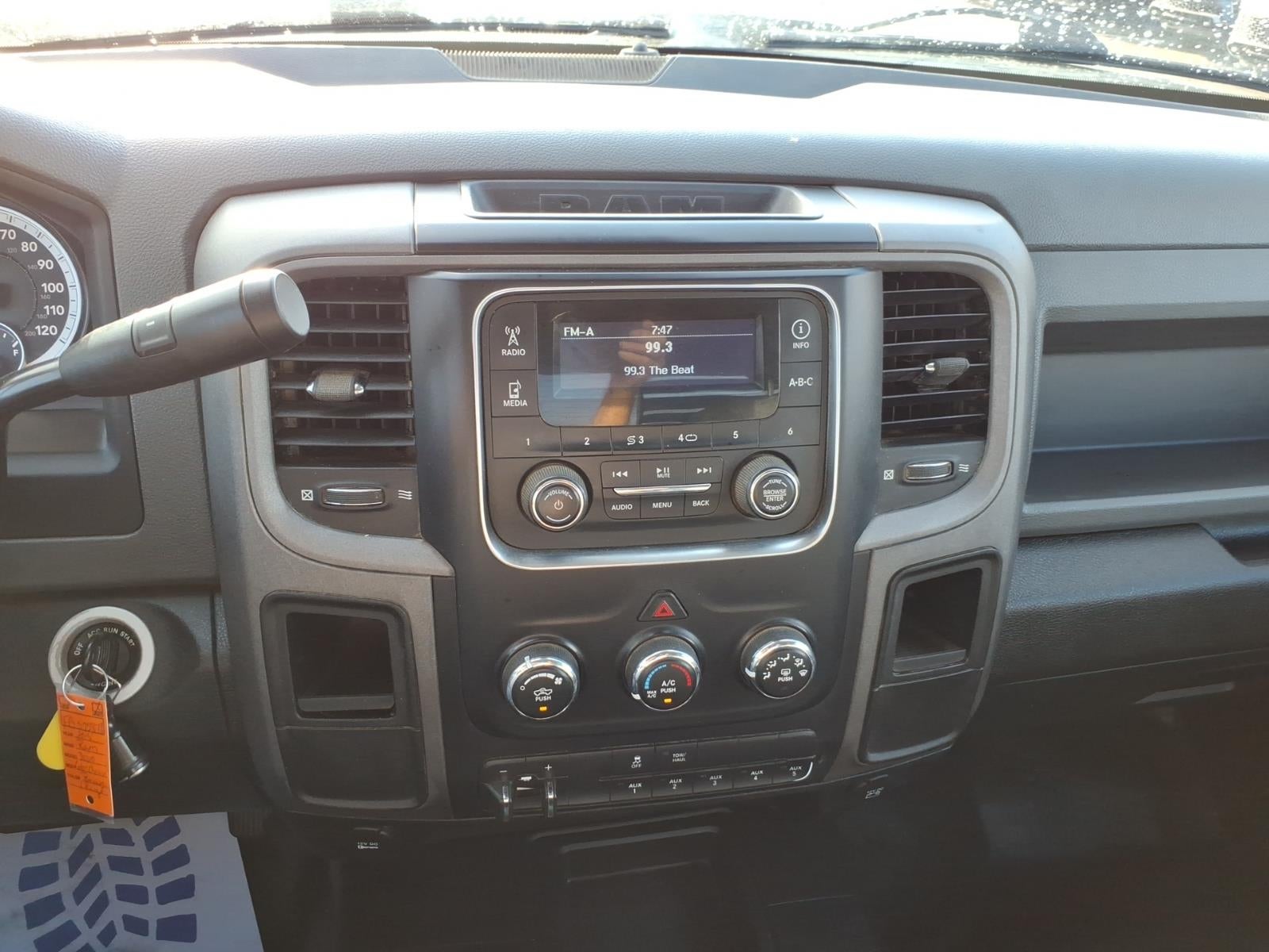 2015 RAM 3500 Chassis Tradesman/SLT